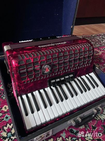 Аккордеон Royal Standard