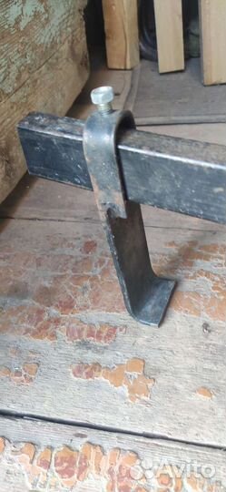 Съёмник тормозных барабанов