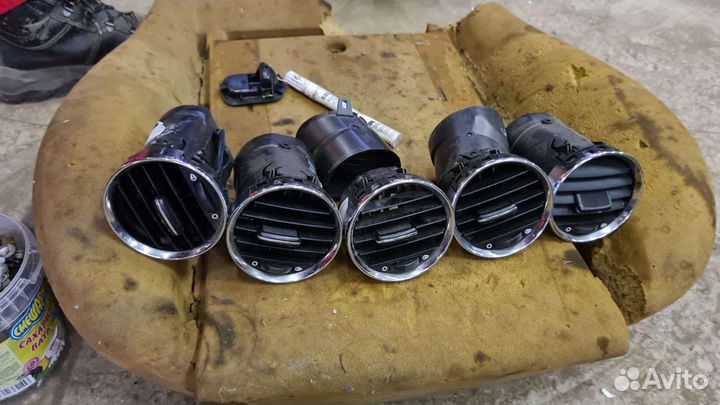 Дефлекторы торпеды Peugeot 408 308