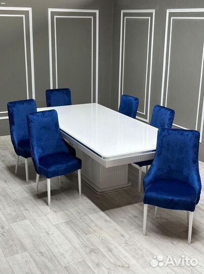 Стол и стулья в гостиную.Оплата при получении