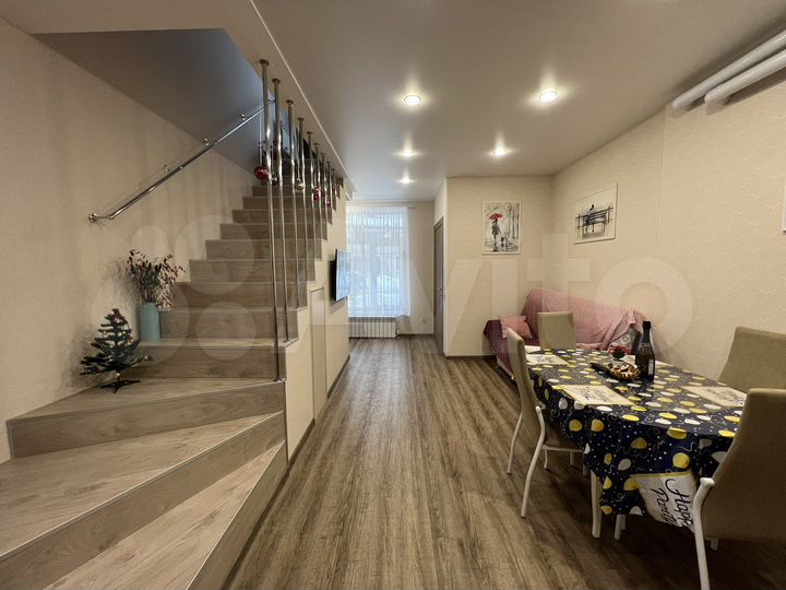 2-к. квартира, 65 м², 1/1 эт.