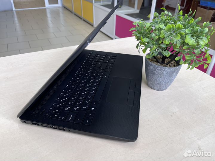 Современный ноутбук HP/Vega/8GB/SSD/FHD