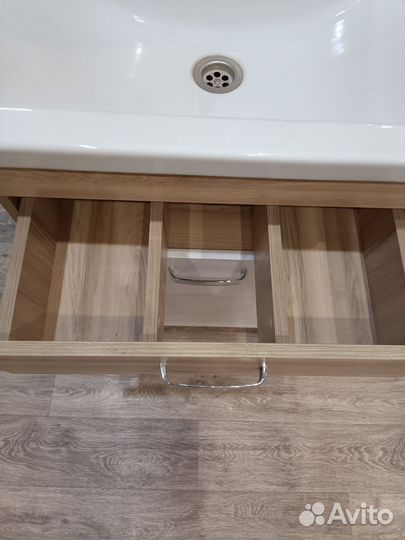 Раковина в ванную с тумбой