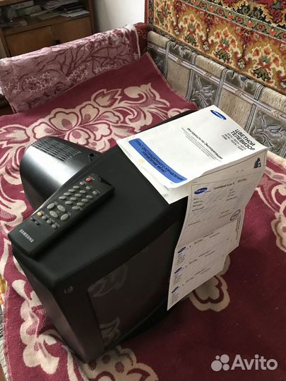 Телевизор samsung