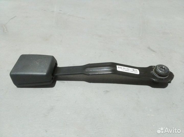 Ответная часть ремня безопасности передняя правая