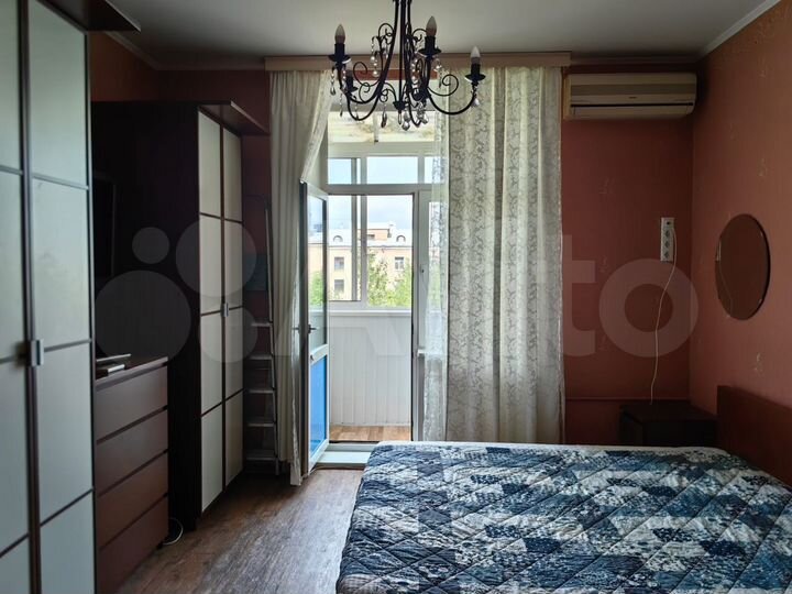 3-к. квартира, 78 м², 8/8 эт.