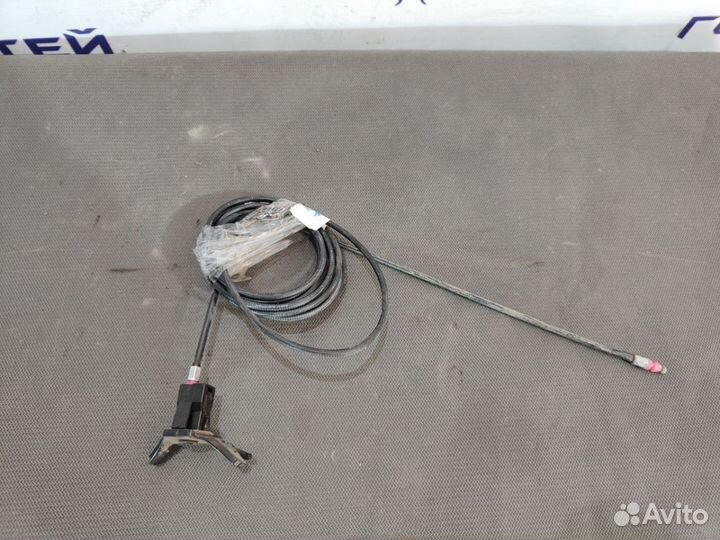 Трос открывания лючка бака Mitsubishi Lancer X