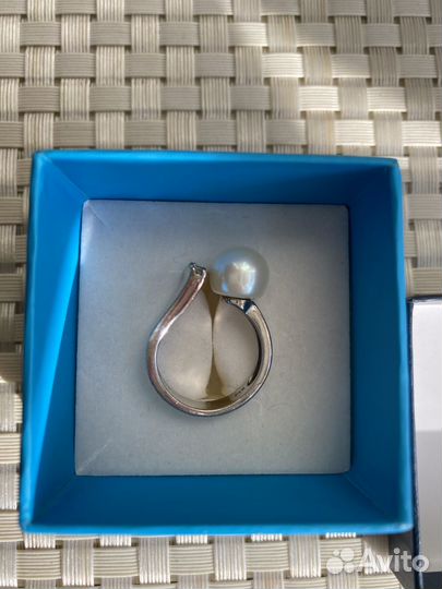 Кольцо с жемчугом из серебра 925 пробы, размер 16