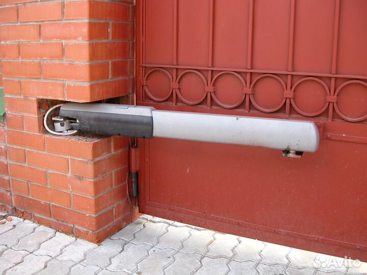 Привод для распашных ворот