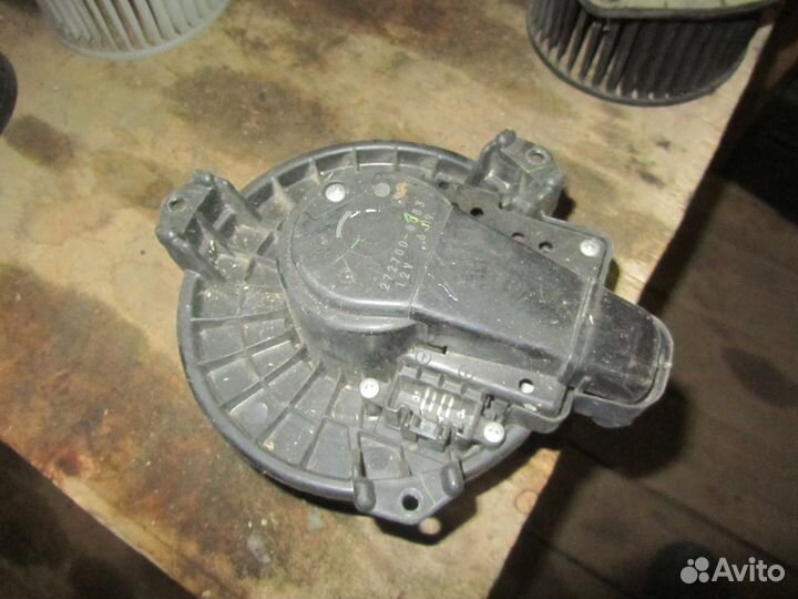 Моторчик отопителя для Toyota Prius 2009-2015