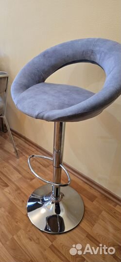 Барный стул