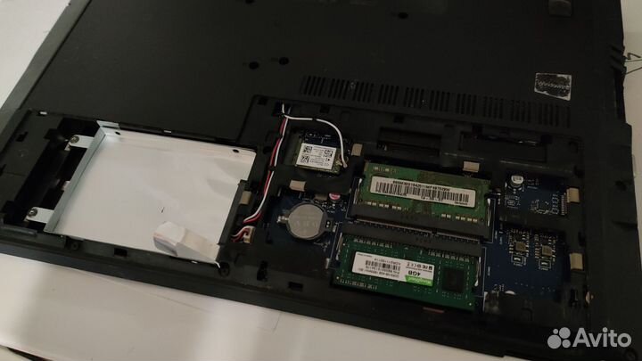 Ноутбук lenovo z546 на запчасти