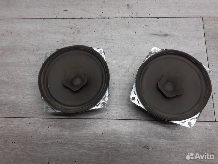 Динамик задний Hyundai Santa Fe 1