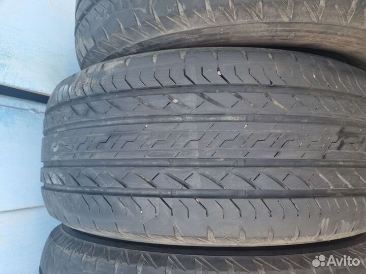 Bridgestone Ecopia EP850 285/60 R18