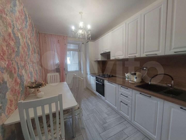 2-к. квартира, 48 м², 4/4 эт.