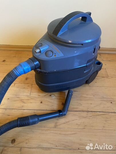 Моющий пылесос Philips