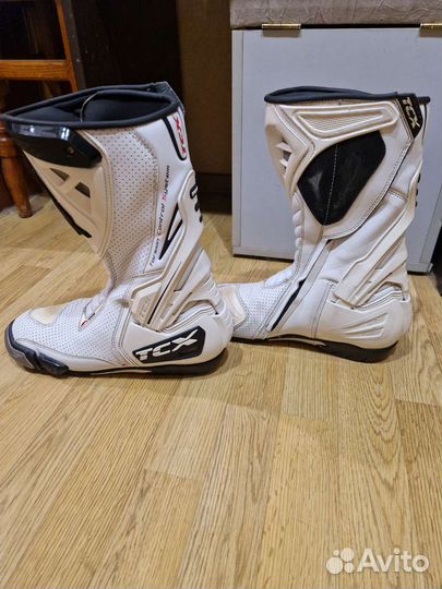 Мотоботинки TCX S-race