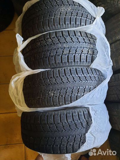 Toyo Observe GSi-5 235/55 R17