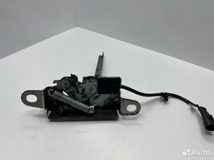 Замок капота Лада Веста Кросс 2181 ваз 21129 2019