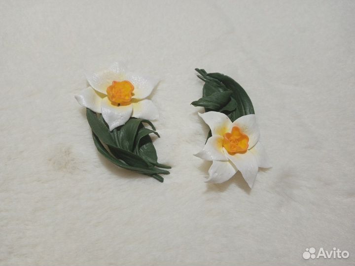 Брошки «Нарцисс»