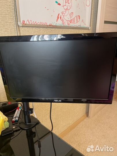 Монитор Asus