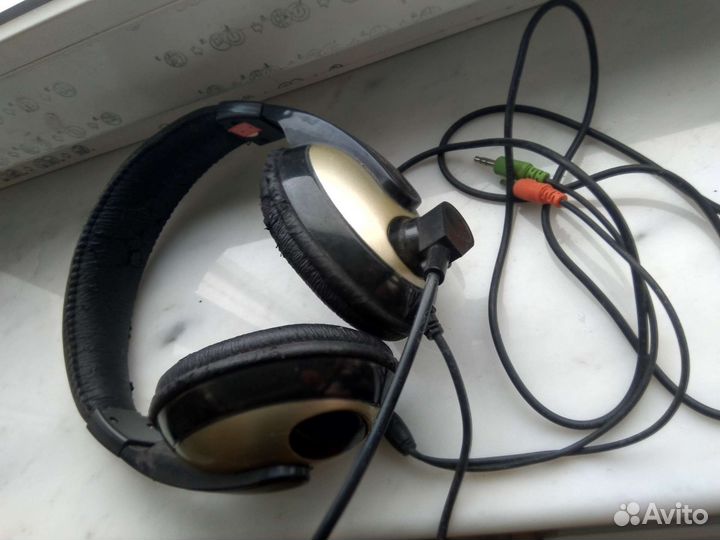 Наушники Sony MDR-Z700
