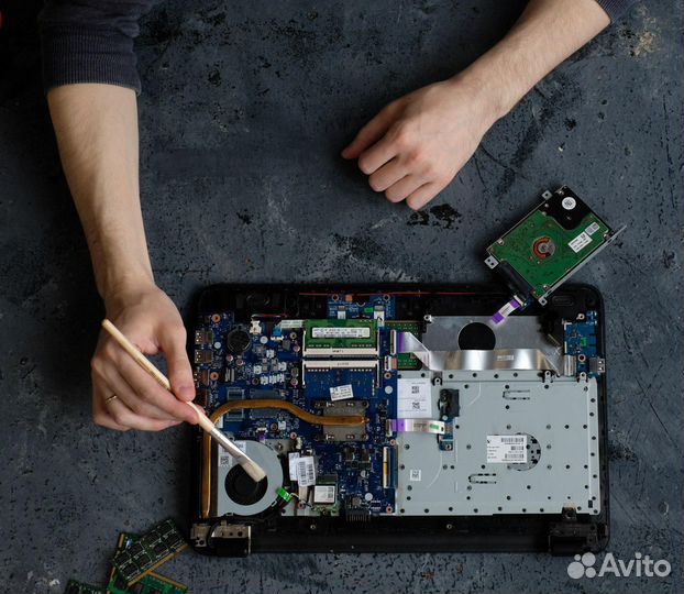 Чистка ноутбука от пыли. Замена термопасты