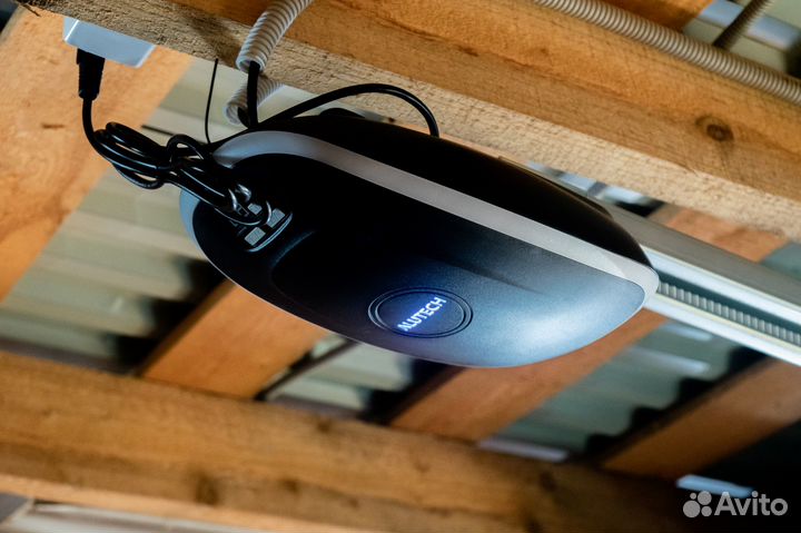 Секционные ворота