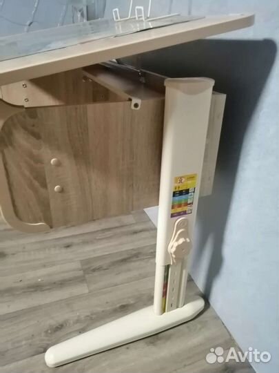 Растущий стол и стул