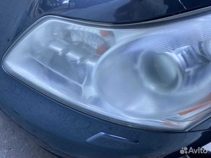 Передние фары infiniti g35x (левый руль)