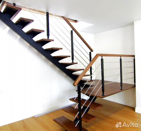 Каркас лестницы из металла