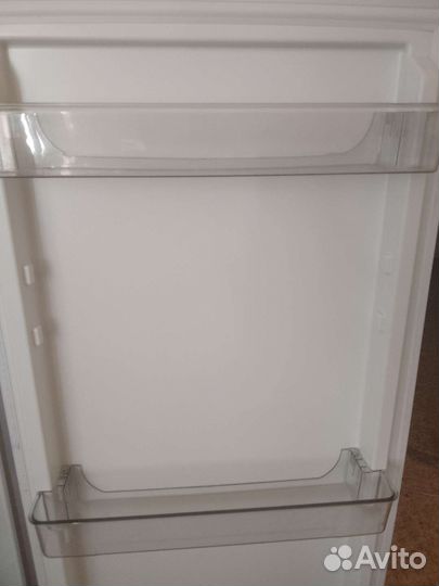 Холодильник pozis,состояние нового