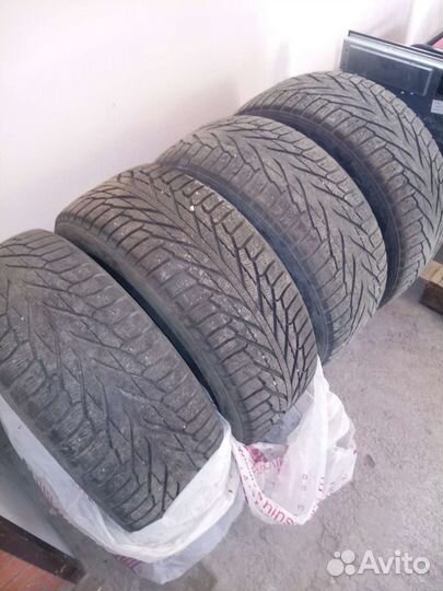 Nokian Tyres Hakkapeliitta 2 265/50 R20