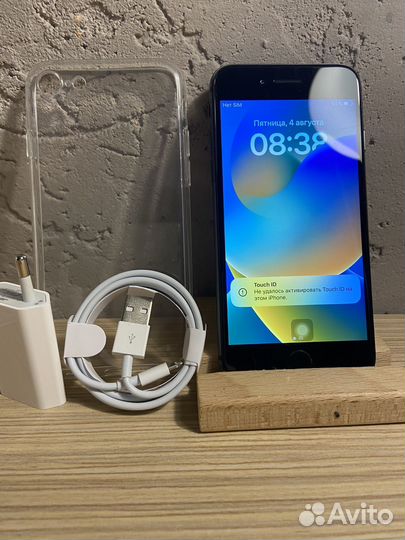Телефон iPhone 8 64гб