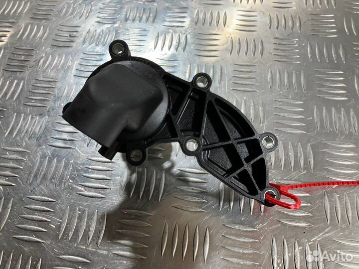 Термостат Audi A6 4G/C7 2014 06E121111AL