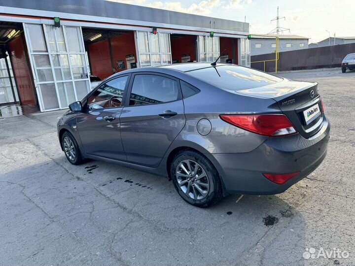 Hyundai Solaris 1.6 AT, 2015, 122 000 км