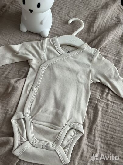 Боди для новорожденной девочки 50см H&M
