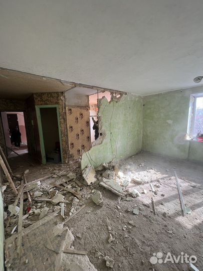 Демонтаж снос перегородок стен