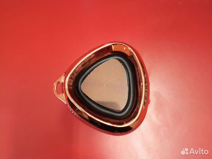 Блютуз колонкa