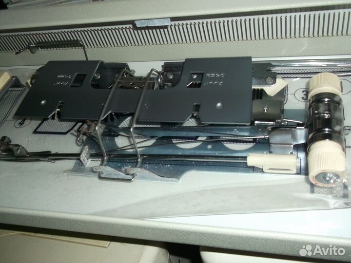 Вязальная машина Бразер brother KH-120 7-ой класс