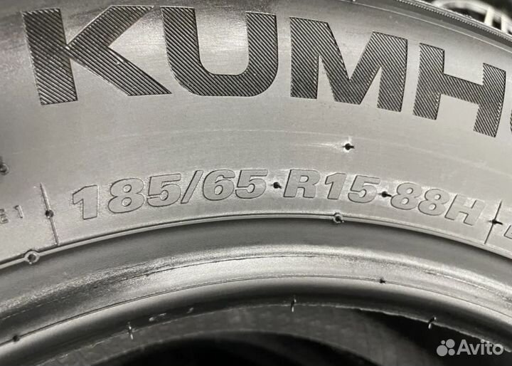 Kumho Ecsta HS52 185/65 R15 88H