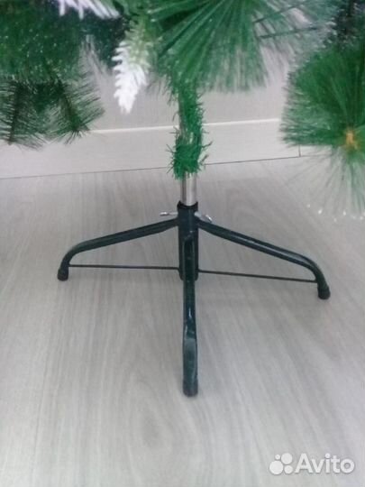 Ель искуственная