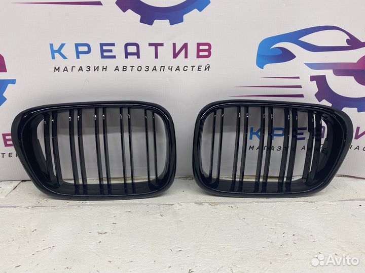 Решетка радиатора BMW 5 E39 двойная черная глянец