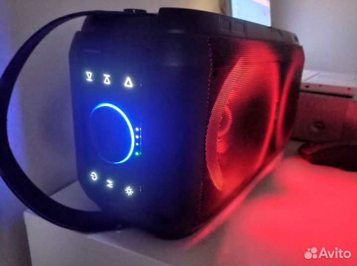 Bluetooth колонка, которая вас впечатлит :)