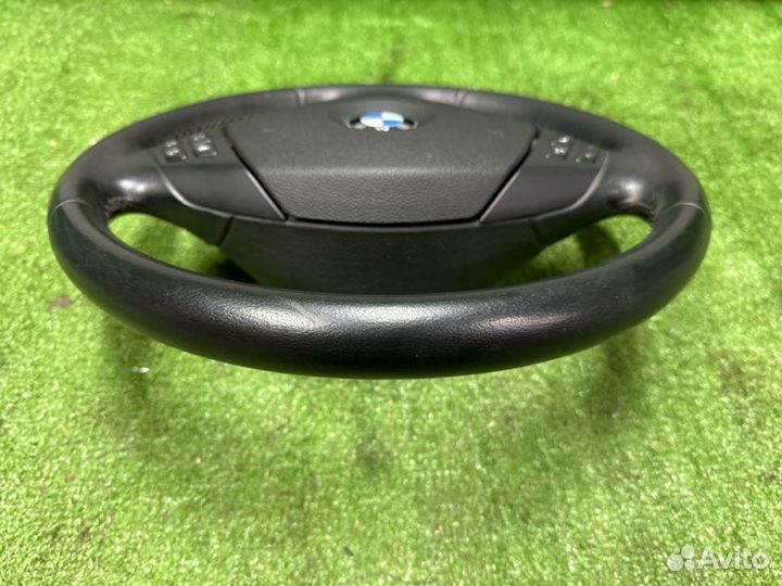 Рулевое колесо Bmw E90