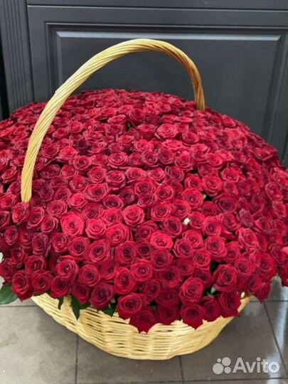 Букеты из 101 розы,розы оптом, розы с доставкой