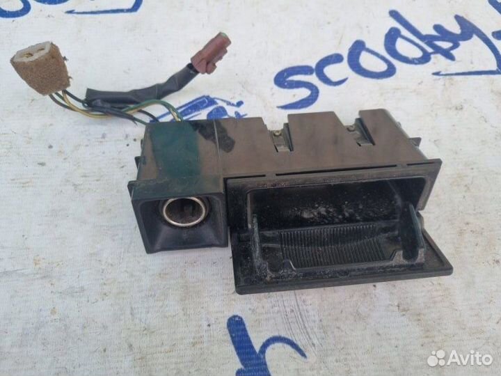 Прикуриватель Subaru Impreza GC8 EJ-20K 1996