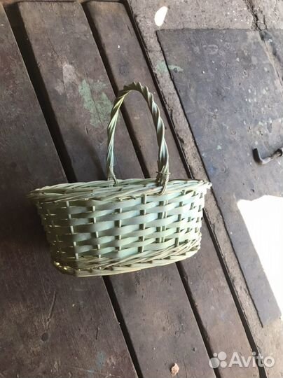Корзина маленькая н о в а я
