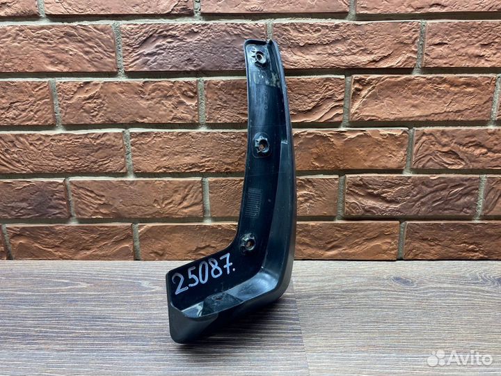 Брызговик задний правый Kia Sportage 2016-2021