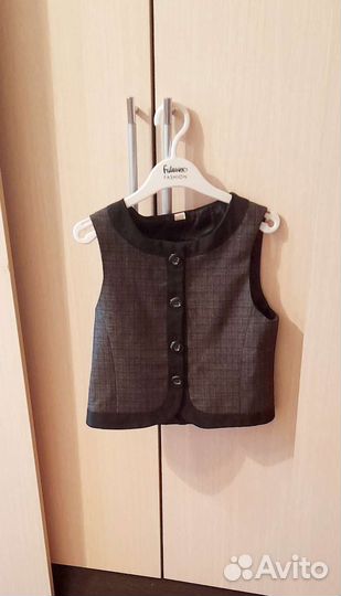 Школьная форма(4шт) +Рубашки